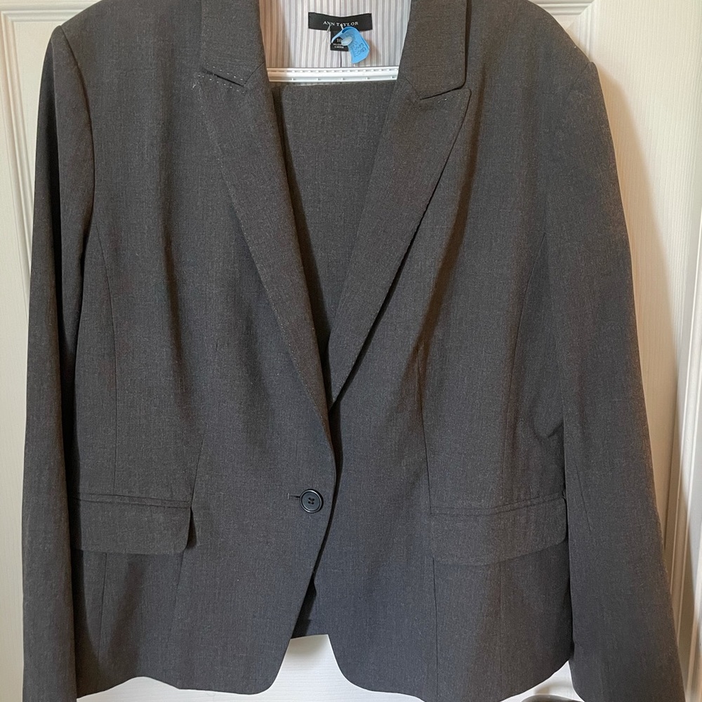 Plus size Ann Taylor Jacket & Pants Suit